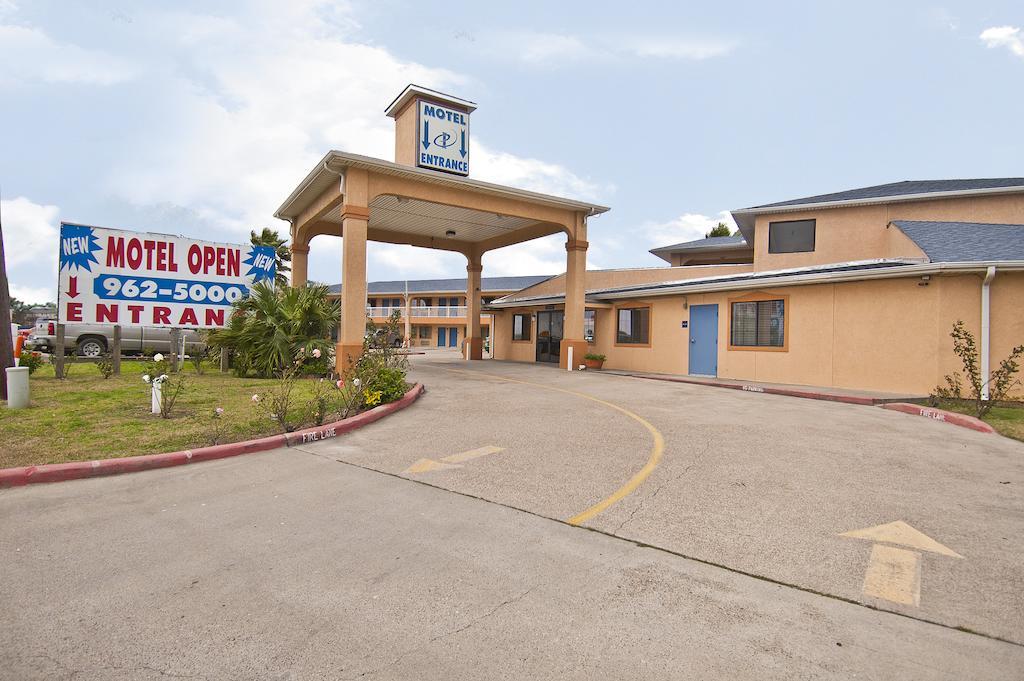 Executive Inn Groves Esterno foto